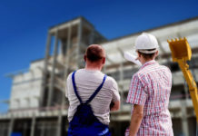 Jakie obowiązki spoczywają na kierowniku budowy? Co powinieneś wiedzieć przed rozpoczęciem budowy.